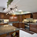 af568b4bf732be5341f41905114523fd_f181-compressor